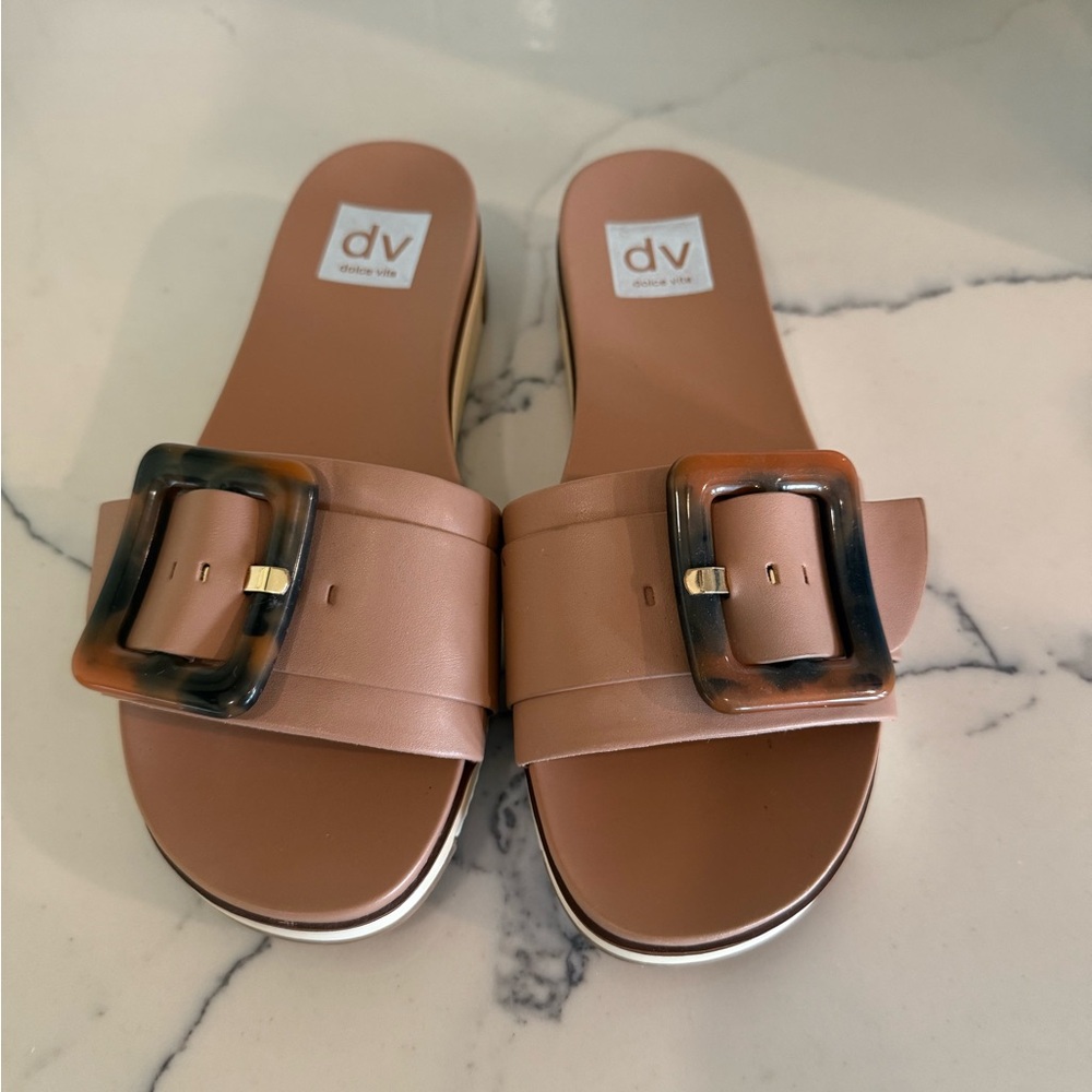 DV by Dolce Vita Tan Slide Sandals with Buckle- never been worn